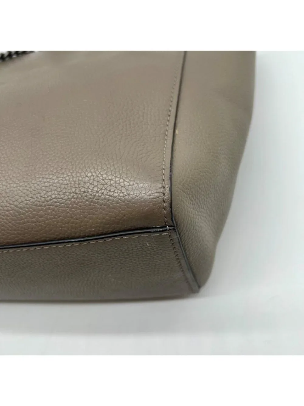 Coach Soft Grey Turn-lock Chain Tote Bag 57107
